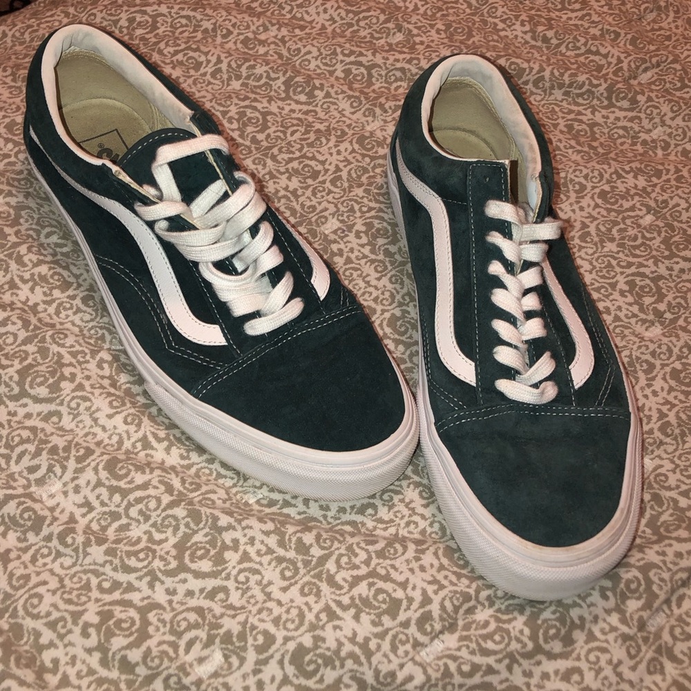 men’s 10.5 green suede vans
